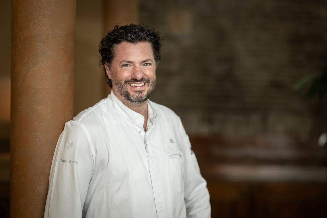 Sechs 5-Sterne-Köche & „bester Küchenchef des Jahres“ im neuen „Top-100“-Ranking 2024 von „A la Carte“ Sechs 5-Sterne-Köche & „bester Küchenchef des Jahres“ im neuen „Top-100“-Ranking 2024 von „A la Carte“