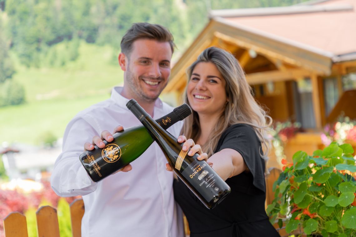 Genießerhotel Unterlechner wurde mit Weinkarte zum Gold Star Österreich Genießerhotel Unterlechner wurde mit Weinkarte zum Gold Star Österreich