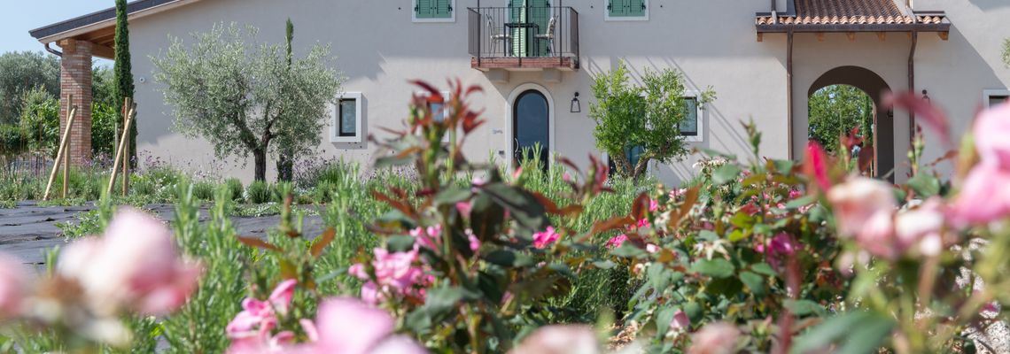 Landgut Natiia als neues Genuss-Hideaway am Gardasee Landgut Natiia als neues Genuss-Hideaway am Gardasee