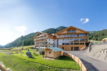 family austria Hotels & Appartements