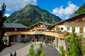 family austria Hotels & Appartements